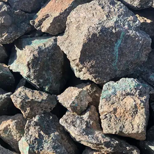 محصول معدن: سنگ مس سولفیدی و اکسیدی